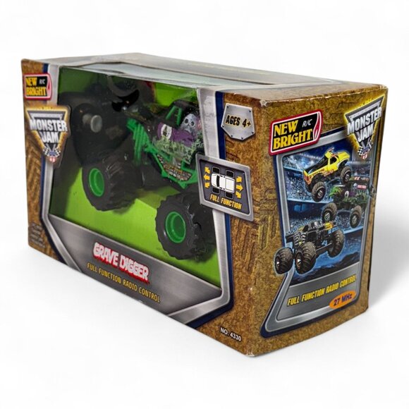 New Bright Monster Jam R/C Grave Digger 27 MHz Full Function Radio Control Truck - Picture 2 of 8